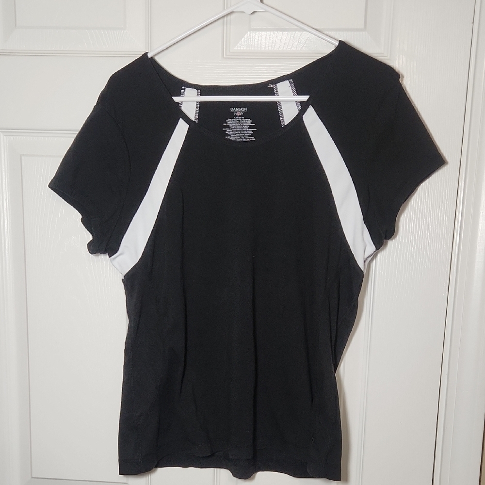 Danskin Fitted Black and White Short Sleeve Tee